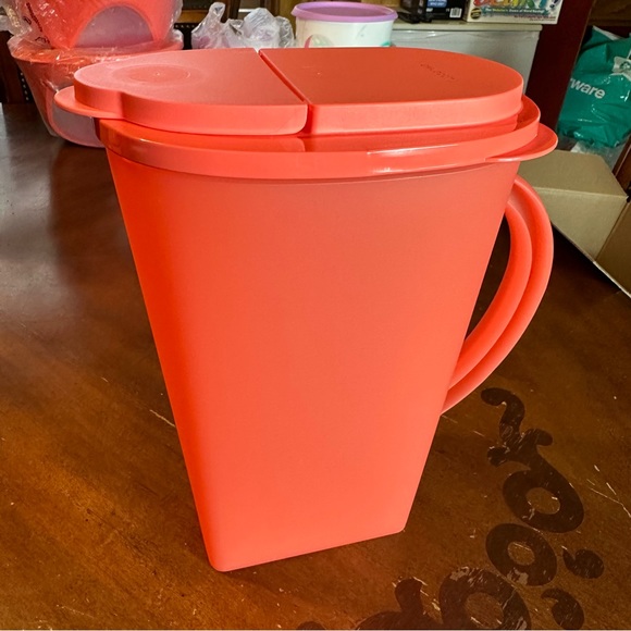 Tupperware Pitcher and Tumblers Set - Picture 2 of 6